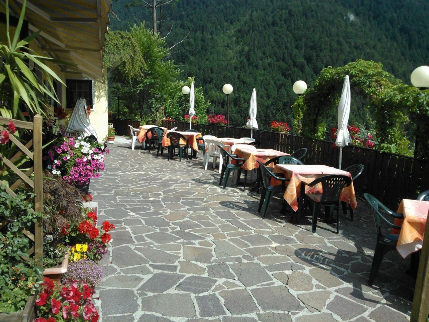 Hotel Aurora Molveno Exterior foto