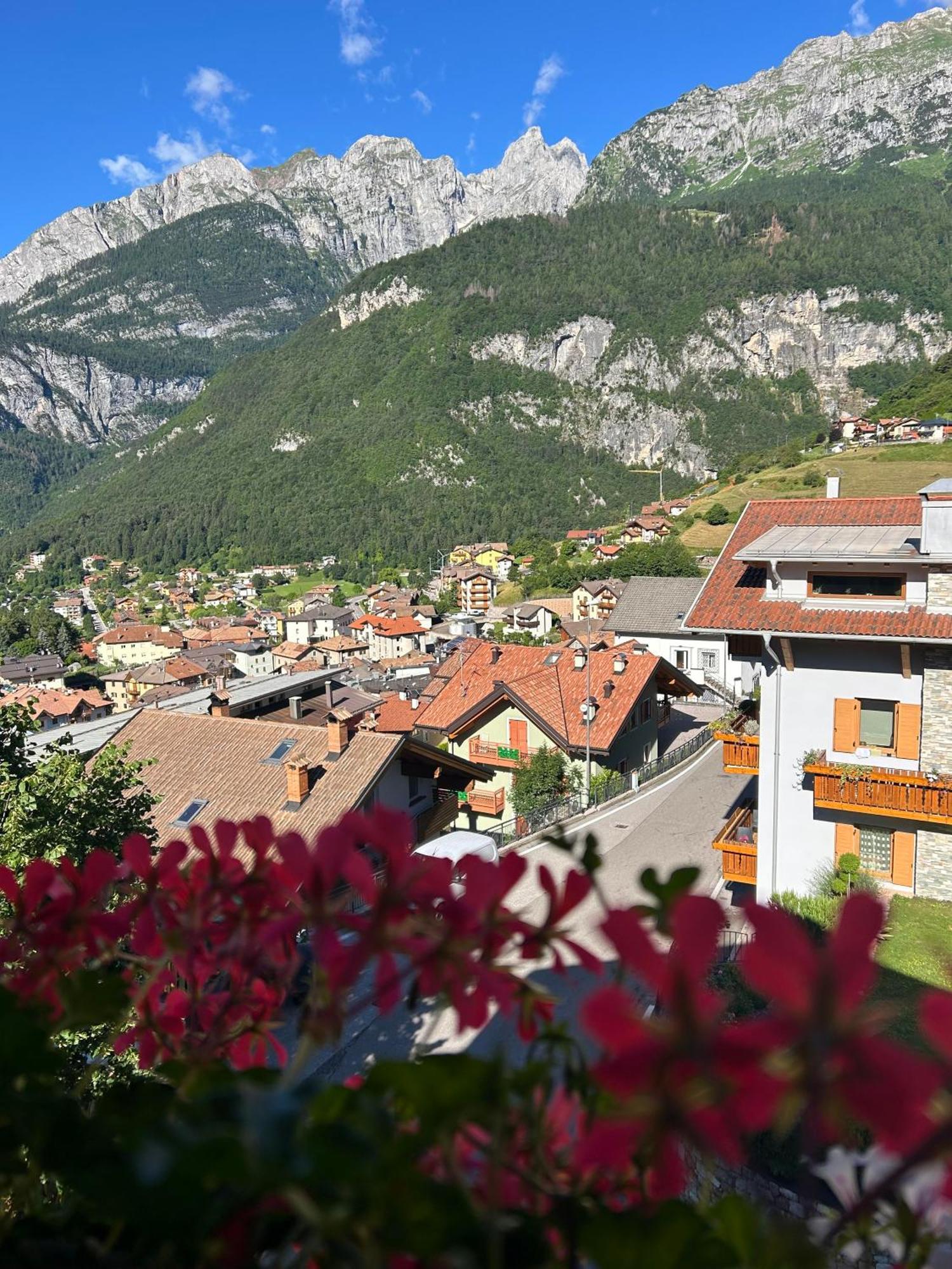 Hotel Aurora Molveno Exterior foto