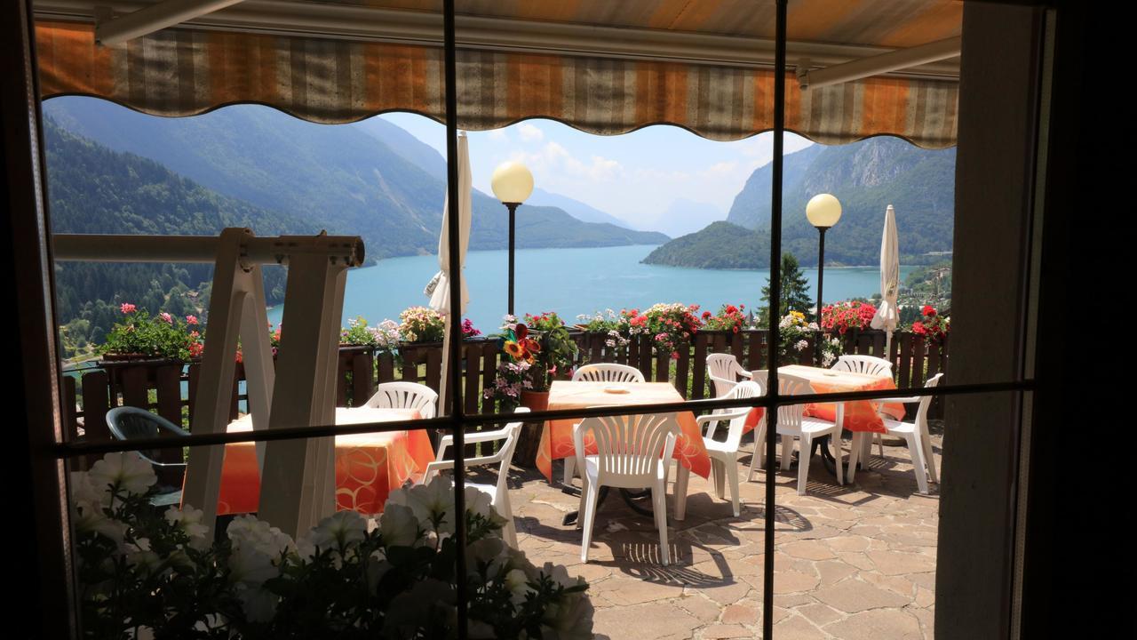 Hotel Aurora Molveno Exterior foto